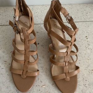 NWOT 2.5 inch wedge Jessica Simpson sandal